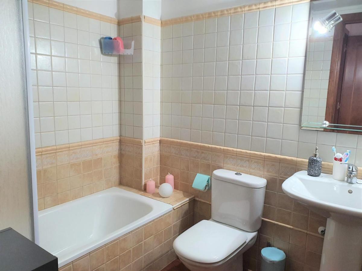 Espacioso Apartamento Con Preciosos Jardines Y Bbq อิสลา พลานา ภายนอก รูปภาพ