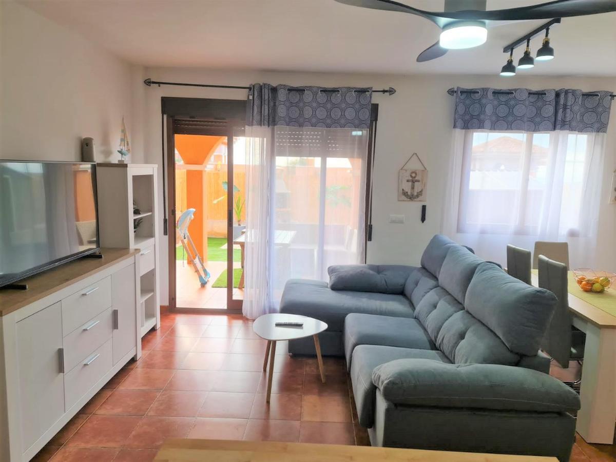 Espacioso Apartamento Con Preciosos Jardines Y Bbq อิสลา พลานา ภายนอก รูปภาพ
